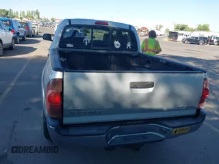 2006 Toyota Tacoma with VIN 5TELU42N46Z154110, listed as a IAAI auction lot 42839258 with 329,008 mi miles and . Bid and sale history available at DreamBid. Image 15.