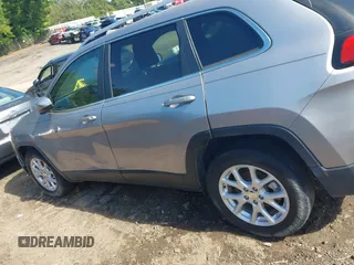 2018 Jeep Cherokee Latitude with VIN 1C4PJLCB4JD612058, listed as a IAAI auction lot 42176036 with 162,153 mi miles and . Bid and sale history available at DreamBid. Image 14.