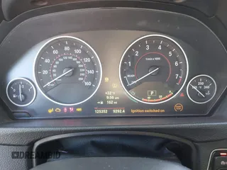 2014 BMW 4 Series 435i with VIN WBA3R1C56EK191996, listed as a IAAI auction lot 41450981 with 125,352 mi miles and . Bid and sale history available at carsss.com. Image 7.