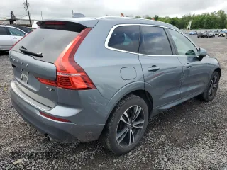 2018 Volvo XC60 Momentum with VIN YV4A22RK5J1018243, listed as a Copart auction lot 59377425 with 71,917 mi miles and Salvage title. Bid and sale history available at DreamBid. Image 3.