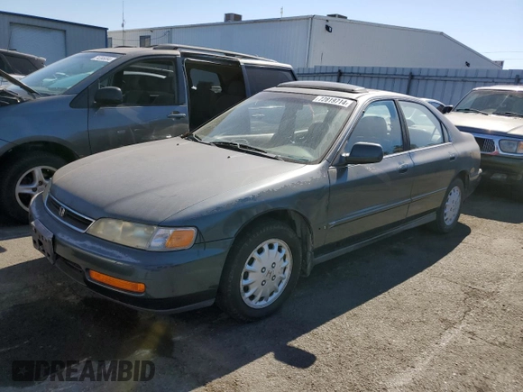 1997 Honda Accord EX with VIN 1HGCD5668VA113949, listed as a Copart auction lot 72819714 with 250,206 mi miles and Salvage Title. Bid and sale history available at DreamBid. Image 1.