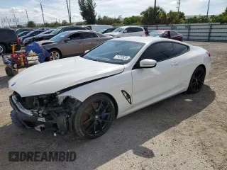2020 BMW 8 Series 840i with VIN WBAAE2C08LCD42067, listed as a Copart auction lot 71272633 with 30,836 mi miles and Salvage Title. Bid and sale history available at carsss.com. Image 1.