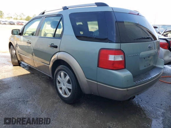 2005 Ford Freestyle SE with VIN 1FMZK01155GA26936, listed as a Copart auction lot 83083014 with 124,808 mi miles and Non Repairable. Bid and sale history available at carsss.com. Image 2.