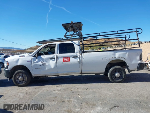 2021 Ram 2500 Tradesman with VIN 3C6UR5HJ5MG550983, listed as a IAAI auction lot 41086482 with 65,846 mi miles. Bid and sale history available at carsss.com. Image 14.