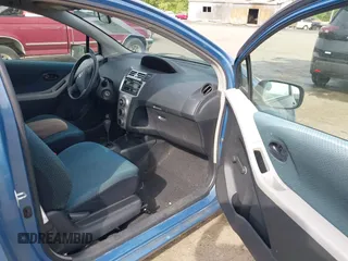 2007 Toyota Yaris with VIN JTDJT923875054960, listed as a IAAI auction lot 42123830 with 200,182 mi miles and . Bid and sale history available at DreamBid. Image 5.