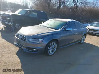 2014 Audi S4 Prestige with VIN WAUKGAFL9EA137660, listed as a IAAI auction lot 41416767 with 61,557 mi miles. Bid and sale history available at carsss.com. Image 17.