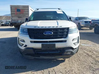 2017 Ford Explorer Sport z VIN 1FM5K8GT3HGA60058, wystawiony jako IAAI lot #42306283 z przebiegiem 112 200 mil mil oraz . Historia ofert i sprzedaży dostępna na DreamBid. Obrazek 12.