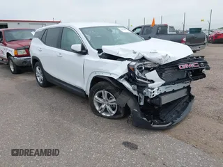 2024 GMC Terrain SLE z VIN 3GKALTEG1RL349045, wystawiony jako IAAI lot #42405658 z przebiegiem 10 651 mil mil oraz . Historia ofert i sprzedaży dostępna na DreamBid. Obrazek 1.