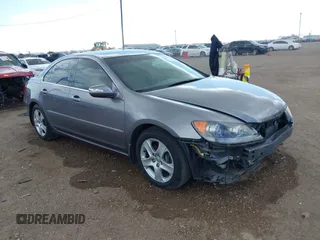 2008 Acura RL Tech Pkg with VIN JH4KB16638C003424, listed as a IAAI auction lot 41657001 with 81,612 mi miles. Bid and sale history available at carsss.com. Image 1.