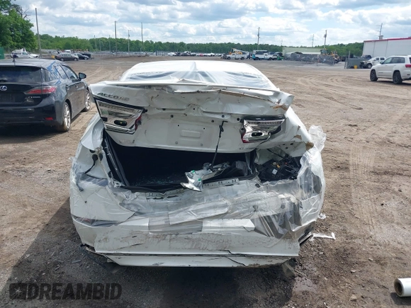 2019 Honda Accord Sedan Sport 1.5T with VIN 1HGCV1F3XKA152792, listed as a IAAI auction lot 39443569 with 48,703 mi miles. Bid and sale history available at carsss.com. Image 16.