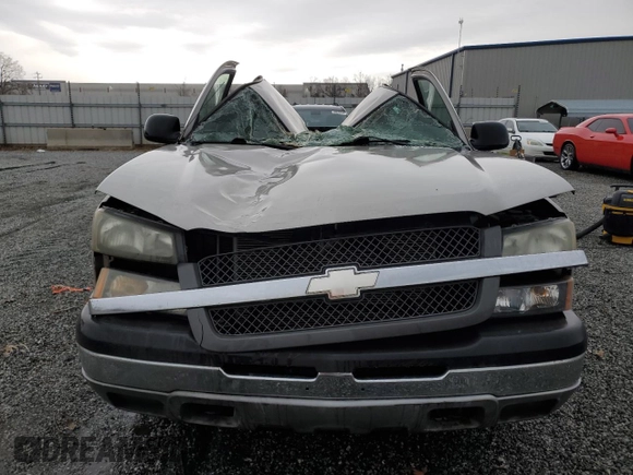 2005 Chevrolet Silverado 1500 Work Truck with VIN 1GCEC14V85Z316676, listed as a Copart auction lot 48424985 with 51,310 mi miles and Non Repairable. Bid and sale history available at DreamBid. Image 5.