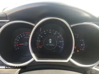 2015 Kia Optima EX с VIN 5XXGN4A71FG385837, выставлен на аукционе Copart как лот 60113905 с пробегом 172 274 миль миль и Списание • Salvage title. История ставок и продаж доступна на DreamBid. Изображение 9.