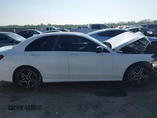 2020 Mercedes-Benz C 300 z VIN W1KWF8EB1LR594900, wystawiony jako IAAI lot #42076701 z przebiegiem 45 444 mil mil oraz . Historia ofert i sprzedaży dostępna na DreamBid. Obrazek 13.