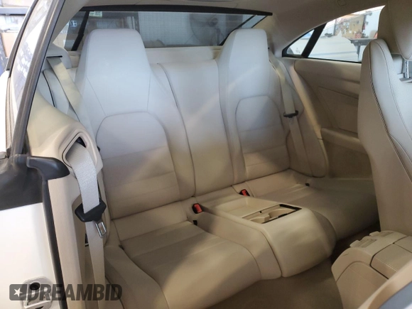 2014 Mercedes-Benz E-Class E 350 with VIN WDDKJ8JB5EF261011, listed as a Copart auction lot 47010935 with 101,688 mi miles and Salvage Title. Bid and sale history available at carsss.com. Image 10.