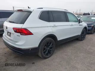 2022 Volkswagen Tiguan SE с VIN 3VV2B7AX7NM085058, выставлен на аукционе IAAI как лот 42135479 с пробегом 45 636 миль миль и . История ставок и продаж доступна на DreamBid. Изображение 4.