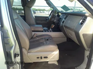 2010 Ford Expedition Max Limited с VIN 1FMJK1K53AEA19929, выставлен на аукционе IAAI как лот 42483908 с пробегом 260 943 миль миль и . История ставок и продаж доступна на DreamBid. Изображение 5.