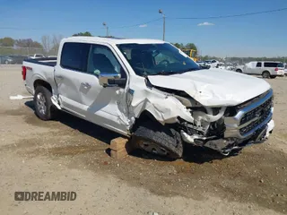 2022 Ford F-150 XL with VIN 1FTFW1E81NFB10461, listed as a IAAI auction lot 41888599 with 1 mi miles. Bid and sale history available at carsss.com. Image 1.