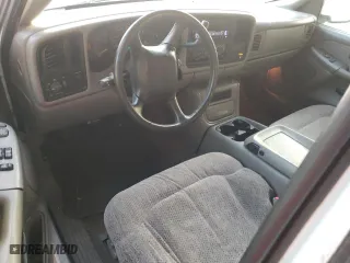 1999 Chevrolet Silverado 1500 LS with VIN 2GCEC19W7X1129071, listed as a Copart auction lot 75125424 with 305,381 mi miles and Salvage Title. Bid and sale history available at carsss.com. Image 8.