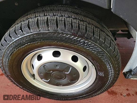 2023 Ford Transit Cargo с VIN 1FTBR1X81PKC02764, выставлен на аукционе IAAI как лот 42785439 с пробегом 475 миль миль и . История ставок и продаж доступна на DreamBid. Изображение 4.