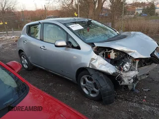 2012 Nissan LEAF SL with VIN JN1AZ0CP6CT017653, listed as a IAAI auction lot 40872149 with 68,474 mi miles. Bid and sale history available at carsss.com. Image 1.