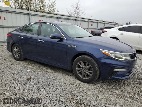 2020 Kia Optima LX z VIN 5XXGT4L39LG414013, wystawiony jako Copart lot #52505515 z przebiegiem 129 719 mil mil oraz Szkoda całkowita • Salvage title. Historia ofert i sprzedaży dostępna na DreamBid. Obrazek 4.