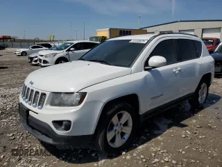 2016 Jeep Compass Latitude z VIN 1C4NJDEB6GD594486, wystawiony jako Copart lot #53440825 z przebiegiem Nie podano mil oraz Szkoda całkowita • Salvage title. Historia ofert i sprzedaży dostępna na DreamBid. Obrazek 1.