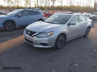 2017 Nissan Altima 2.5 SR with VIN 1N4AL3AP4HC294124, listed as a IAAI auction lot 41539898 with 140,170 mi miles. Bid and sale history available at carsss.com. Image 2.