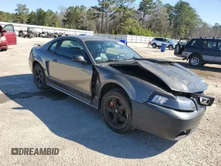 2002 Ford Mustang GT Deluxe with VIN 1FAFP42X82F110419, listed as a Copart auction lot 45711775 with 186,788 mi miles and Salvage Title. Bid and sale history available at carsss.com. Image 4.