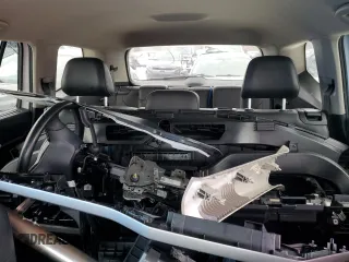 2019 Volkswagen Atlas SE z VIN 1V2UR2CA5KC530987, wystawiony jako Copart lot #45872945 z przebiegiem Nie podano mil oraz Szkoda całkowita • Salvage title. Historia ofert i sprzedaży dostępna na DreamBid. Obrazek 10.