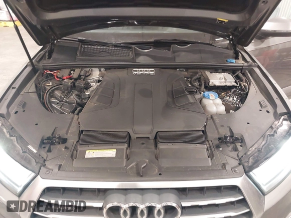 2017 Audi Q7 Premium Plus with VIN WA1LAAF73HD026692, listed as a IAAI auction lot 41938847 with 159,257 mi miles. Bid and sale history available at carsss.com. Image 10.