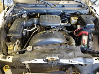 2007 Dodge Dakota SLT with VIN 1D7HW48K97S141569, listed as a Copart auction lot 84002054 with 204,019 mi miles and Salvage Title. Bid and sale history available at carsss.com. Image 11.