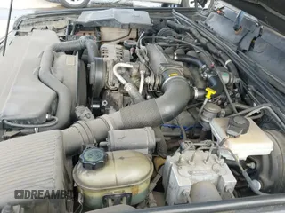 2002 Land Rover Discovery Cloth with VIN SALTY15412A766591, listed as a IAAI auction lot 42343334 with 162,431 mi miles and . Bid and sale history available at DreamBid. Image 12.