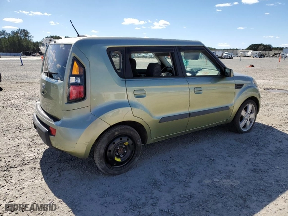 2010 Kia Soul ! with VIN KNDJT2A26A7105917, listed as a Copart auction lot 48026465 with 198,468 mi miles and Salvage Title. Bid and sale history available at carsss.com. Image 3.