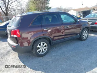 2012 Kia Sorento LX with VIN 5XYKTDA22CG286925, listed as a IAAI auction lot 41766103 with 163,522 mi miles. Bid and sale history available at carsss.com. Image 4.