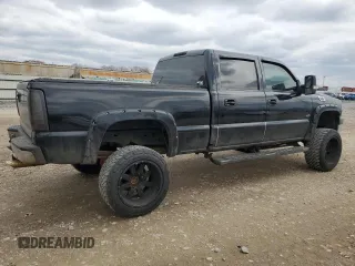 2001 Chevrolet Silverado 1500HD LS with VIN 1GCGK13UX1F149396, listed as a Copart auction lot 51844445 with 121,588 mi miles and Clean Title. Bid and sale history available at DreamBid. Image 3.