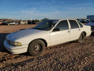 1995 Chevrolet Caprice with VIN 1G1BL52P5SR152638, listed as a Copart auction lot 82008334 with 202,253 mi miles and Salvage Title. Bid and sale history available at DreamBid. Image 1.