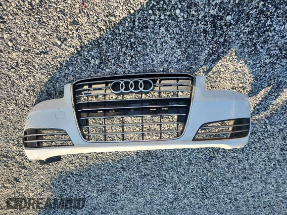 2014 Audi A8 3.0T with VIN WAURGAFD1EN002429, listed as a Copart auction lot 63762475 with 140,884 mi miles and Clean title. Bid and sale history available at DreamBid. Image 12.