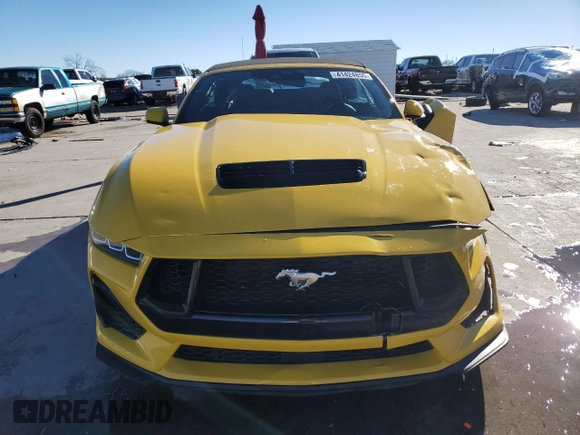 2024 Ford Mustang GT Premium с VIN 1FAGP8FFXR5110046, выставлен на аукционе Copart как лот 41424855 с пробегом 4 131 миль миль и Списание • Salvage title. История ставок и продаж доступна на DreamBid. Изображение 5.