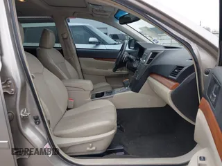 2014 Subaru Outback 2.5i Limited with VIN 4S4BRCLC7E3293659, listed as a IAAI auction lot 41642983 with 137,752 mi miles. Bid and sale history available at carsss.com. Image 5.