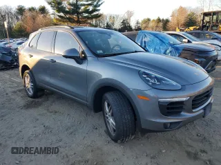 2017 Porsche Cayenne S с VIN WP1AB2A25HLA50282, выставлен на аукционе Copart как лот 80912384 с пробегом 44 744 миль миль и Списание • Salvage title. История ставок и продаж доступна на DreamBid. Изображение 4.