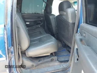 2003 Chevrolet Avalanche z VIN 3GNEK13TX3G208938, wystawiony jako IAAI lot #42262948 z przebiegiem 276 056 mil mil oraz . Historia ofert i sprzedaży dostępna na DreamBid. Obrazek 8.