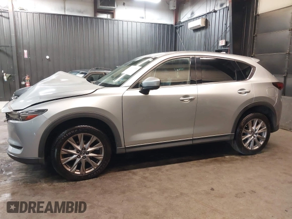2019 Mazda CX-5 Grand Touring with VIN JM3KFBDM9K0621246, listed as a IAAI auction lot 42005391 with 45,687 mi miles. Bid and sale history available at carsss.com. Image 15.