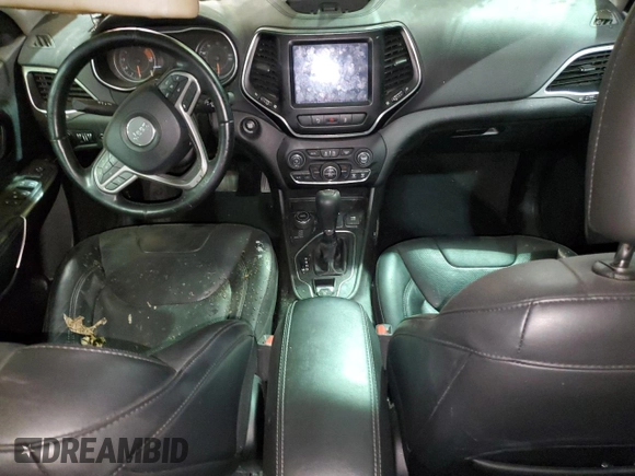 2021 Jeep Cherokee Latitude Lux z VIN 1C4PJMMX2MD102019, wystawiony jako Copart lot #49060065 z przebiegiem Nie podano mil oraz Czysty tytuł • Clean title. Historia ofert i sprzedaży dostępna na DreamBid. Obrazek 8.