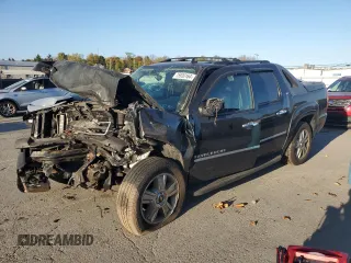 2009 Chevrolet Avalanche LTZ with VIN 3GNFK320X9G272591, listed as a Copart auction lot 75930164 with 213,252 mi miles and Salvage Title. Bid and sale history available at carsss.com. Image 1.