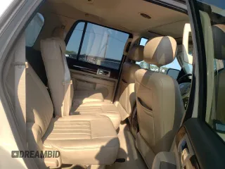 2006 Lincoln Navigator Luxury with VIN 5LMFU28526LJ27018, listed as a Copart auction lot 71225534 with 158,534 mi miles and Salvage Title. Bid and sale history available at carsss.com. Image 11.