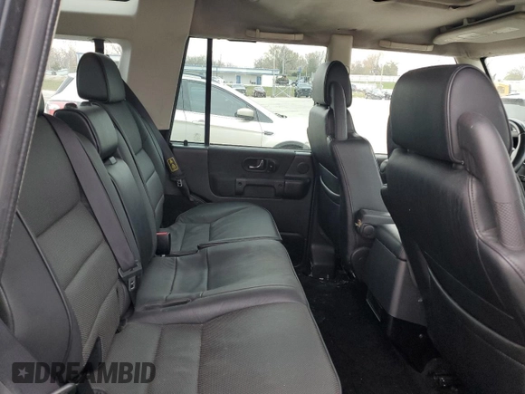2004 Land Rover Discovery with VIN SALTP194X4A830546, listed as a Copart auction lot 82341194 with 142,568 mi miles and Clean Title. Bid and sale history available at DreamBid. Image 11.