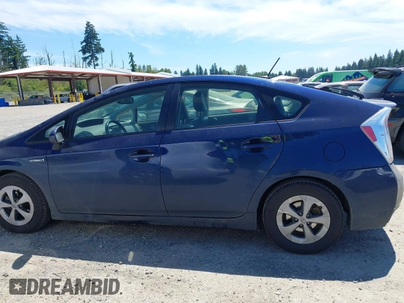 2014 Toyota Prius Four with VIN JTDKN3DU7E1742714, listed as a IAAI auction lot 42637235 with 184,734 mi miles and . Bid and sale history available at DreamBid. Image 14.