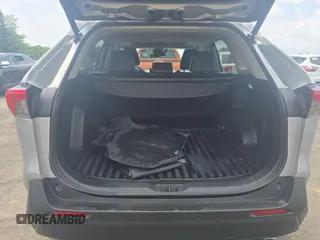 2022 Toyota RAV4 Hybrid XLE Premium с VIN 4T3B6RFV2NU084419, выставлен на аукционе IAAI как лот 42796180 с пробегом 76 607 миль миль и . История ставок и продаж доступна на DreamBid. Изображение 5.