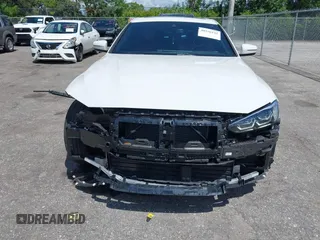 2024 BMW i4 eDrive35 z VIN WBY43AW02RFR51721, wystawiony jako IAAI lot #40336142 z przebiegiem 20 090 mil mil oraz . Historia ofert i sprzedaży dostępna na DreamBid. Obrazek 6.