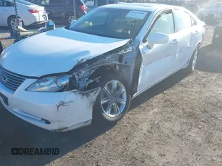 2009 Lexus ES 350 with VIN JTHBJ46G592308458, listed as a IAAI auction lot 41857896 with 209,754 mi miles. Bid and sale history available at carsss.com. Image 6.